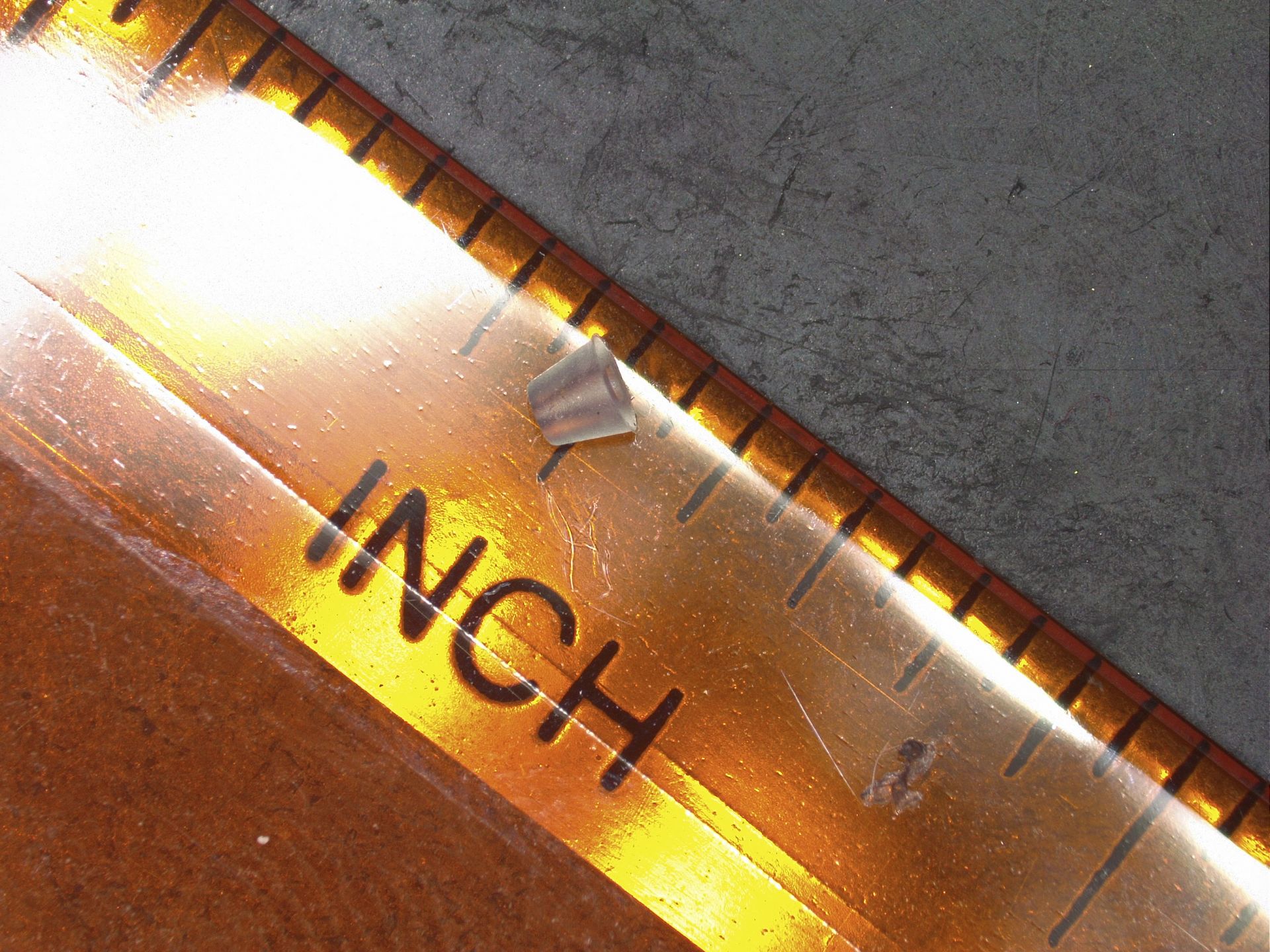 Protection cap for miniature syringe
